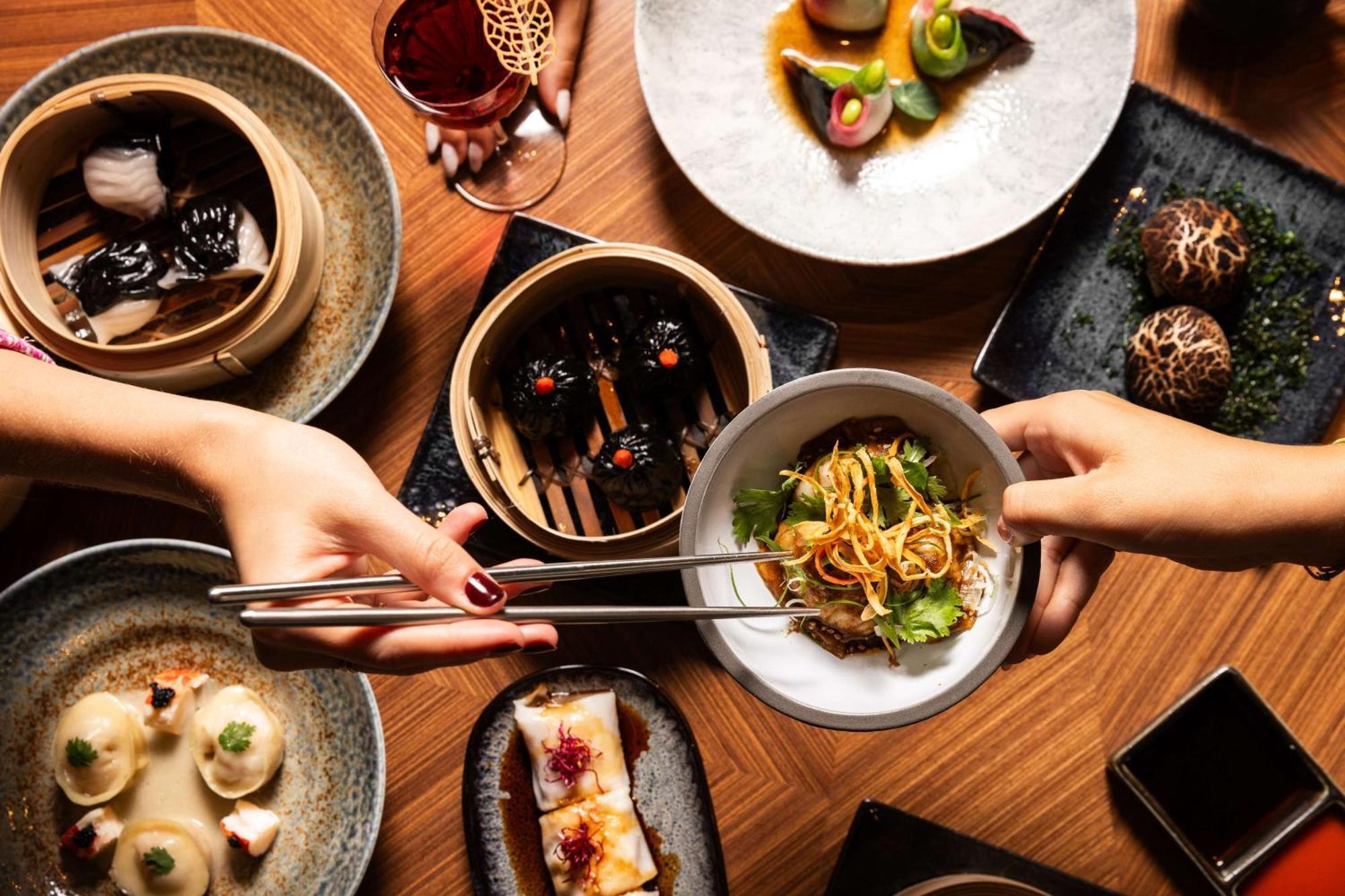 Art'Otel Zagreb, Powered By Radisson Hotels Exterior foto A selection of Chinese cuisine